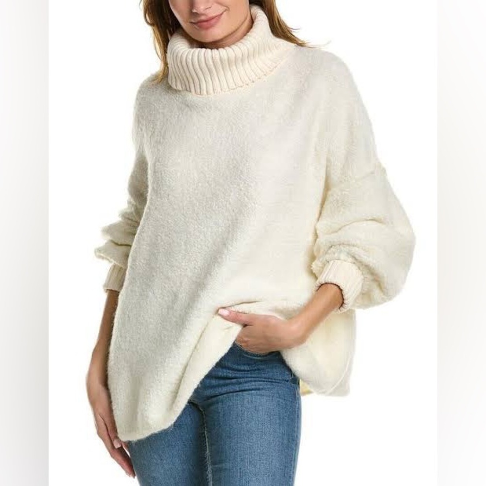 Free People Milo Tunic Sweater
EVENING CREAM
Size XS